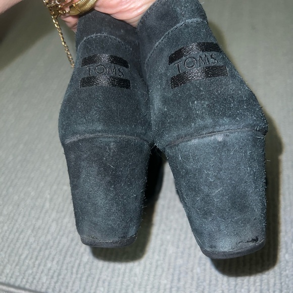 Toms Lace Up Bootie Wedges, Black, Size 8 - Picture 5 of 7